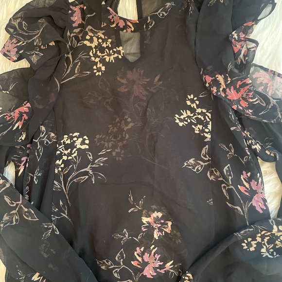 ASTR blouse - Picture 2 of 2